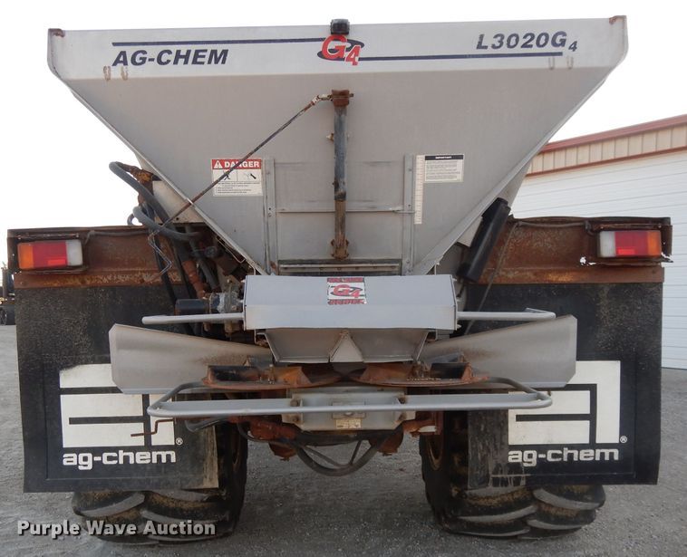 image for item DE2487 2000 Ag-Chem TerraGator 9103  applicator