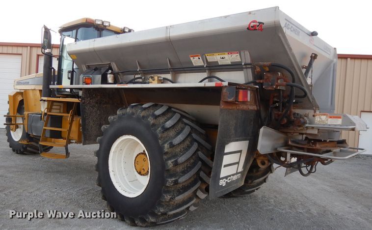 image for item DE2487 2000 Ag-Chem TerraGator 9103  applicator