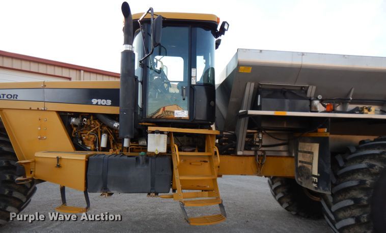 image for item DE2487 2000 Ag-Chem TerraGator 9103  applicator