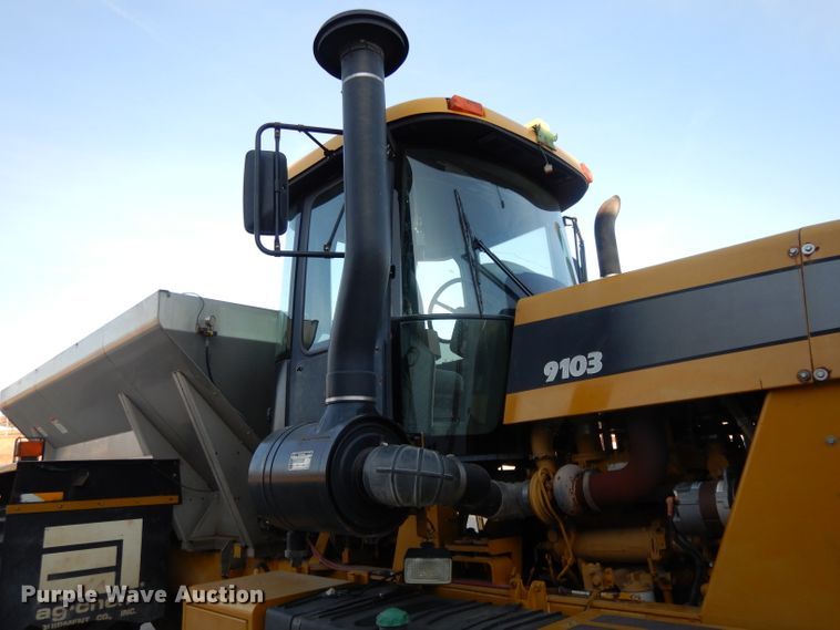 image for item DE2487 2000 Ag-Chem TerraGator 9103  applicator