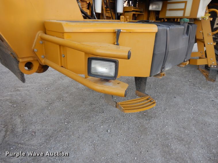 image for item DE2487 2000 Ag-Chem TerraGator 9103  applicator