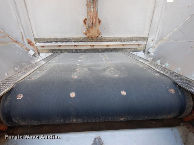 image for item DE2487 2000 Ag-Chem TerraGator 9103  applicator