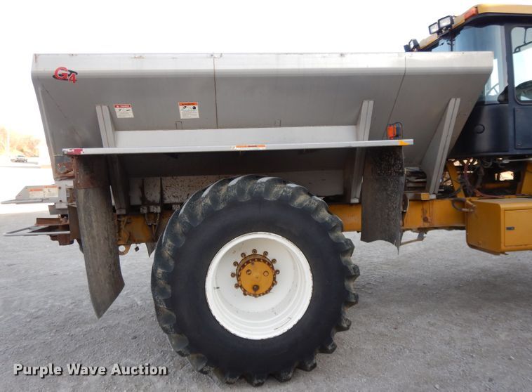 image for item DE2487 2000 Ag-Chem TerraGator 9103  applicator