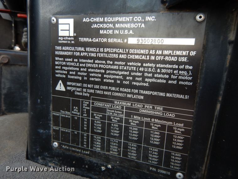 image for item DE2487 2000 Ag-Chem TerraGator 9103  applicator