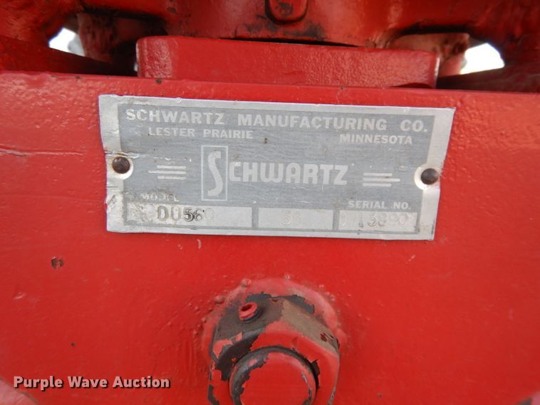 image for item DE2488 1963 International Farmall 560  tractor