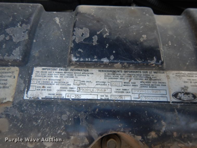 image for item DE2489 2003 Mack Granite CV713  dump truck