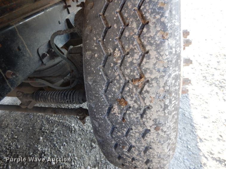 image for item DE2489 2003 Mack Granite CV713  dump truck