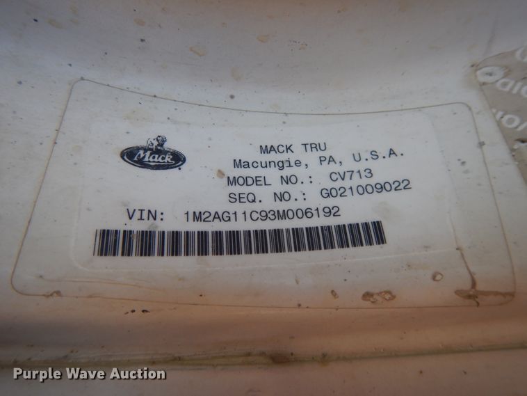 image for item DE2490 2003 Mack Granite CV713  dump truck