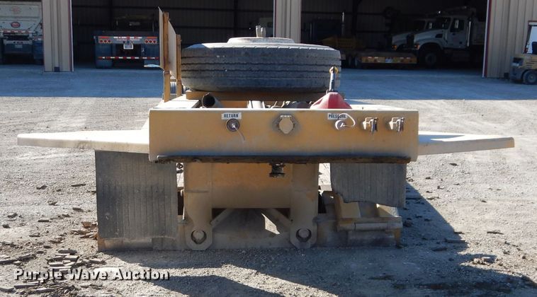 image for item DE2492 1992 Load King PHD100-3 lowboy equipment trailer