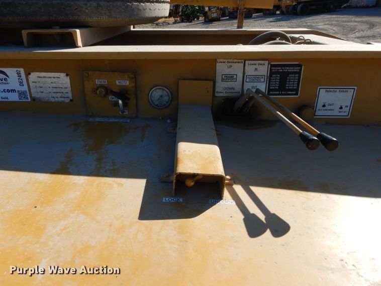 image for item DE2492 1992 Load King PHD100-3 lowboy equipment trailer