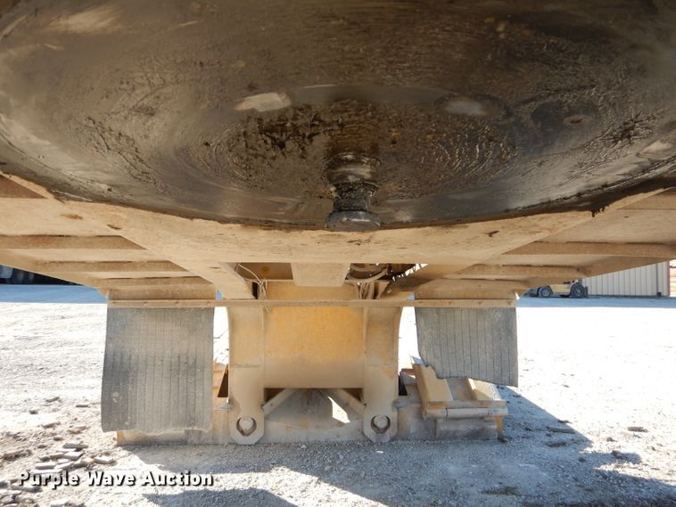 image for item DE2492 1992 Load King PHD100-3 lowboy equipment trailer