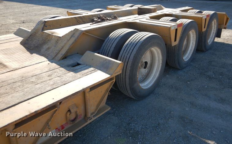 image for item DE2492 1992 Load King PHD100-3 lowboy equipment trailer