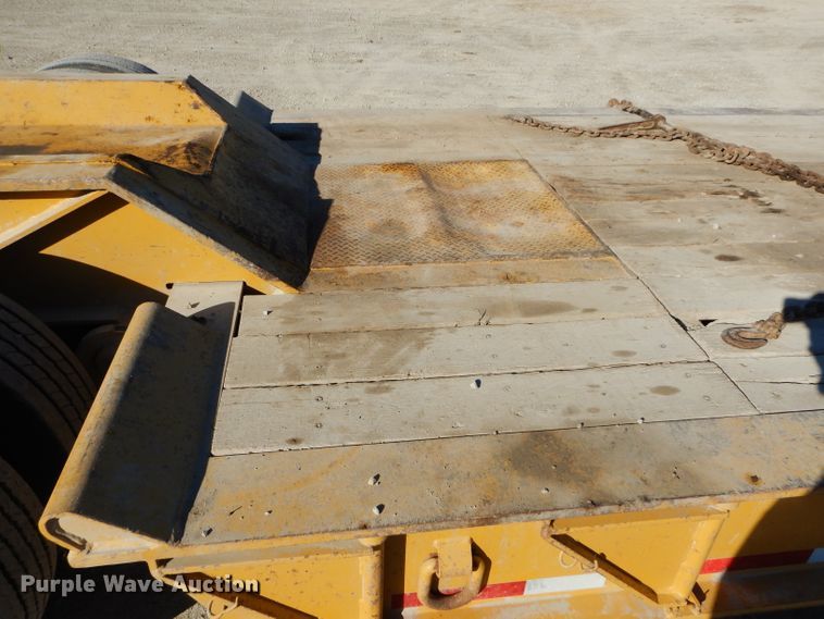 image for item DE2492 1992 Load King PHD100-3 lowboy equipment trailer