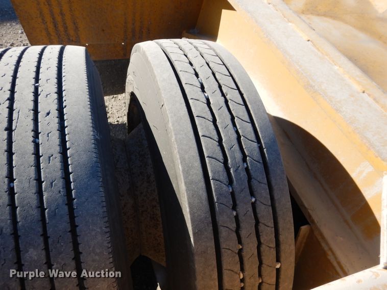 image for item DE2492 1992 Load King PHD100-3 lowboy equipment trailer