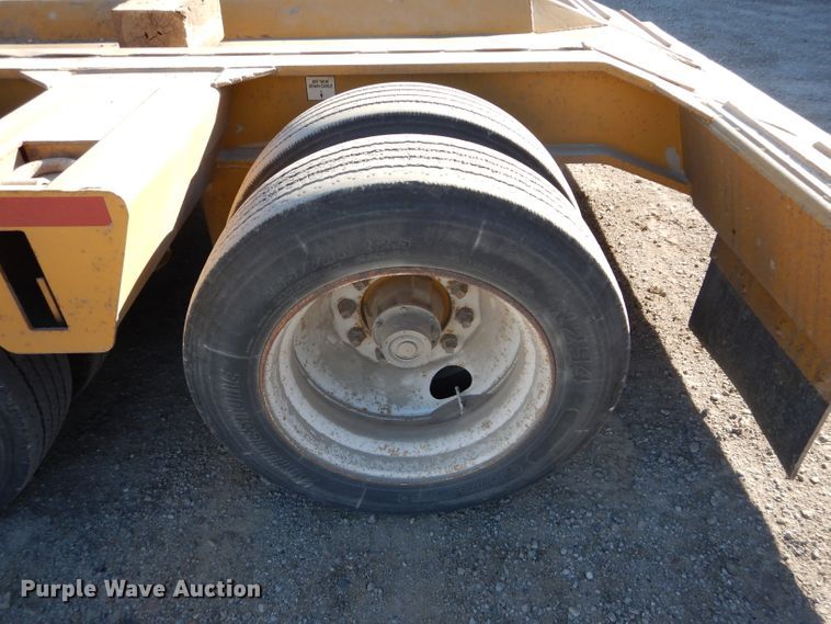 image for item DE2492 1992 Load King PHD100-3 lowboy equipment trailer