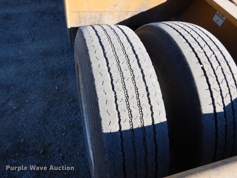 image for item DE2492 1992 Load King PHD100-3 lowboy equipment trailer