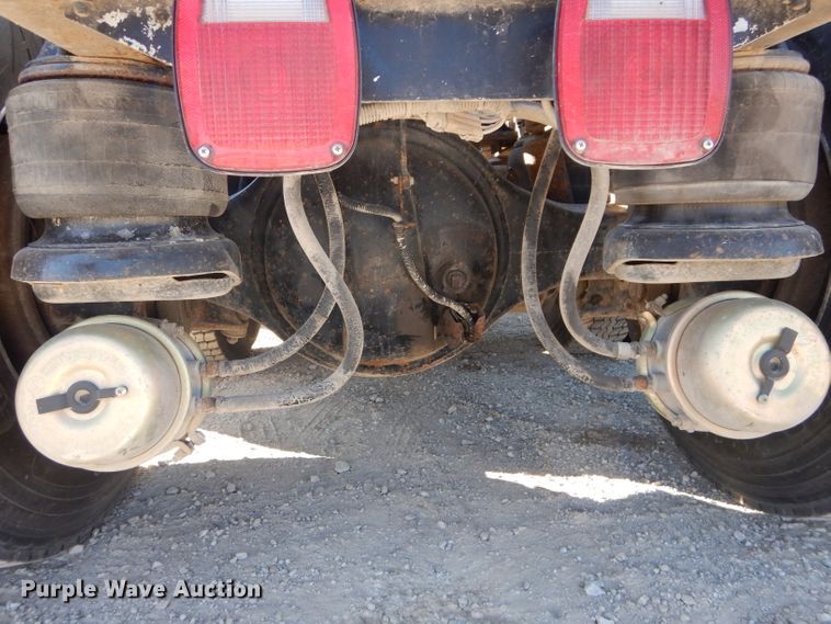 image for item DE2493 1990 Kenworth W900  semi truck