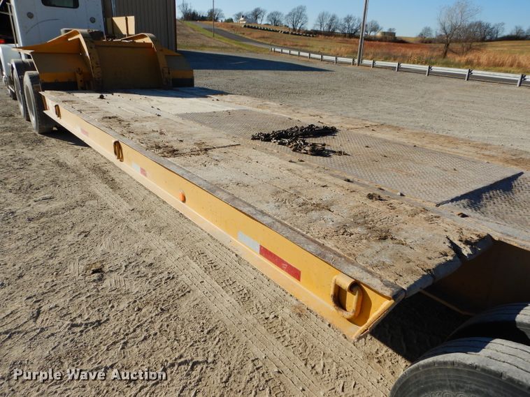 image for item DE2494 1995 Etnyre R35TL-T1 equipment trailer