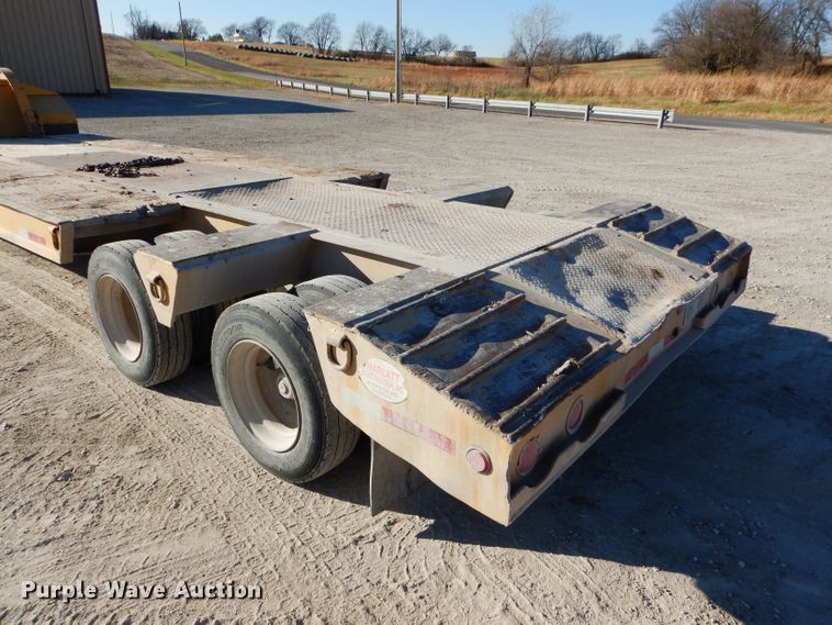 image for item DE2494 1995 Etnyre R35TL-T1 equipment trailer