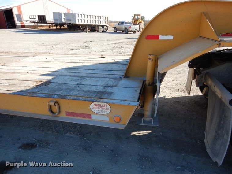 image for item DE2494 1995 Etnyre R35TL-T1 equipment trailer