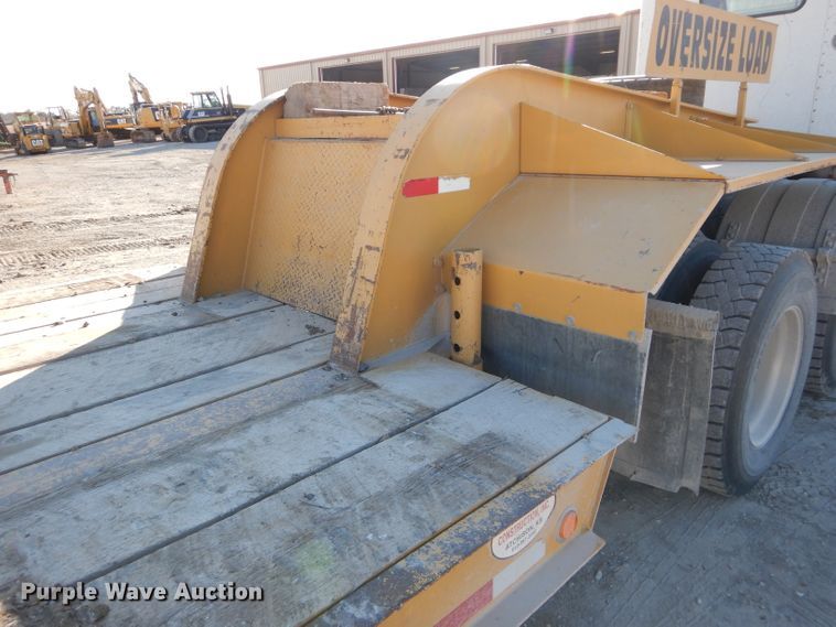 image for item DE2494 1995 Etnyre R35TL-T1 equipment trailer