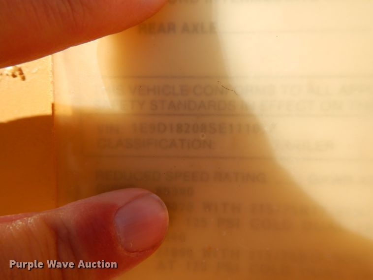 image for item DE2494 1995 Etnyre R35TL-T1 equipment trailer