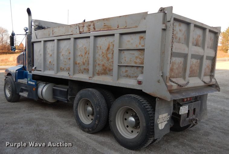 image for item DE2501 1987 Kenworth T600  dump truck
