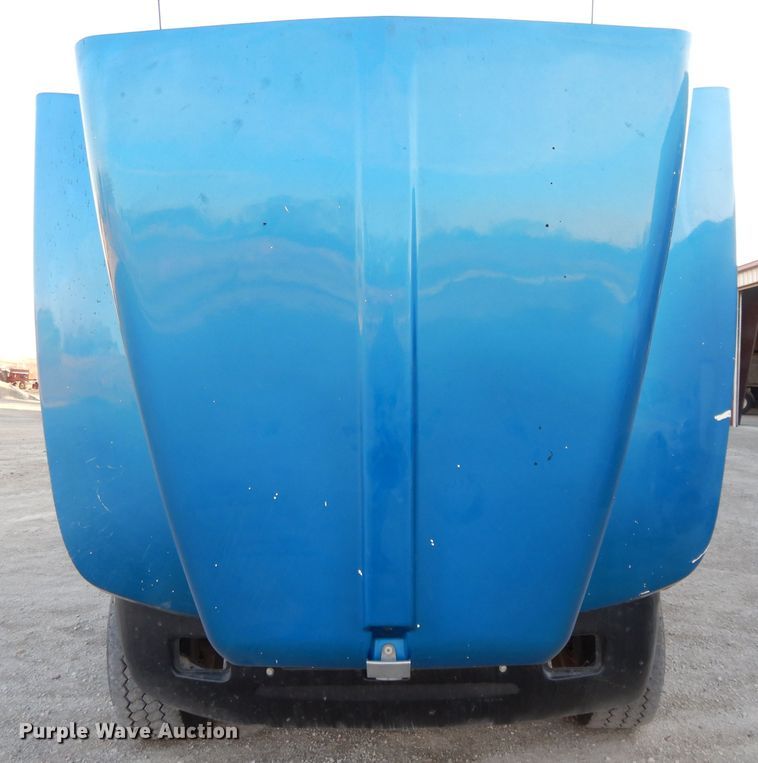 image for item DE2501 1987 Kenworth T600  dump truck