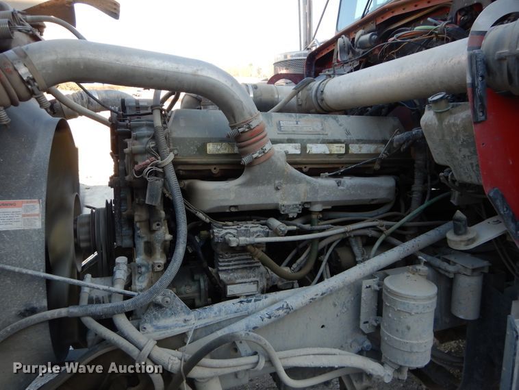 image for item DE2502 1993 Kenworth W900  semi truck