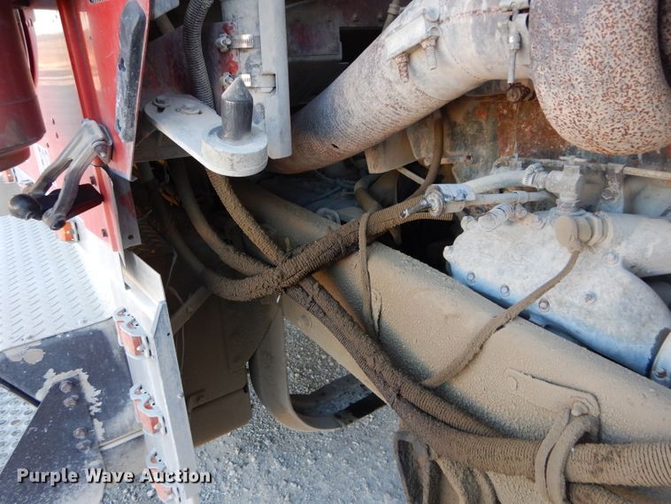 image for item DE2502 1993 Kenworth W900  semi truck