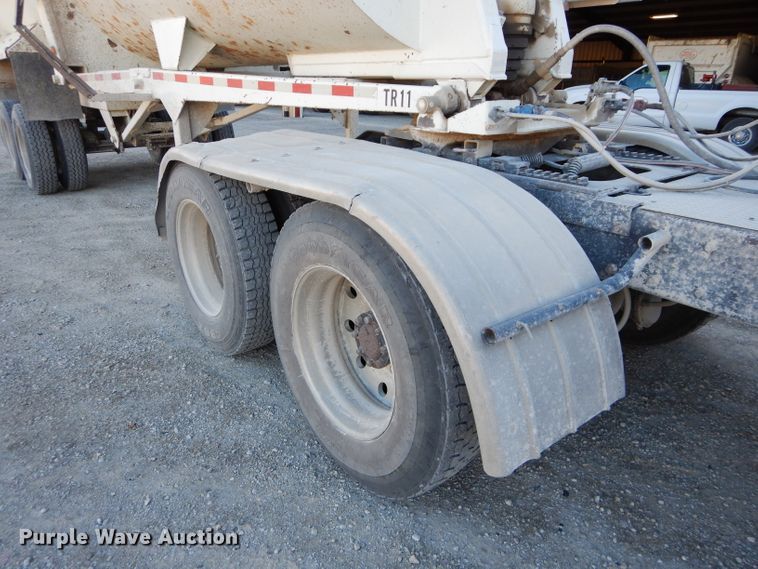 image for item DE2502 1993 Kenworth W900  semi truck