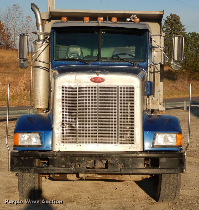 image for item DE2503 1987 Peterbilt 378  dump truck