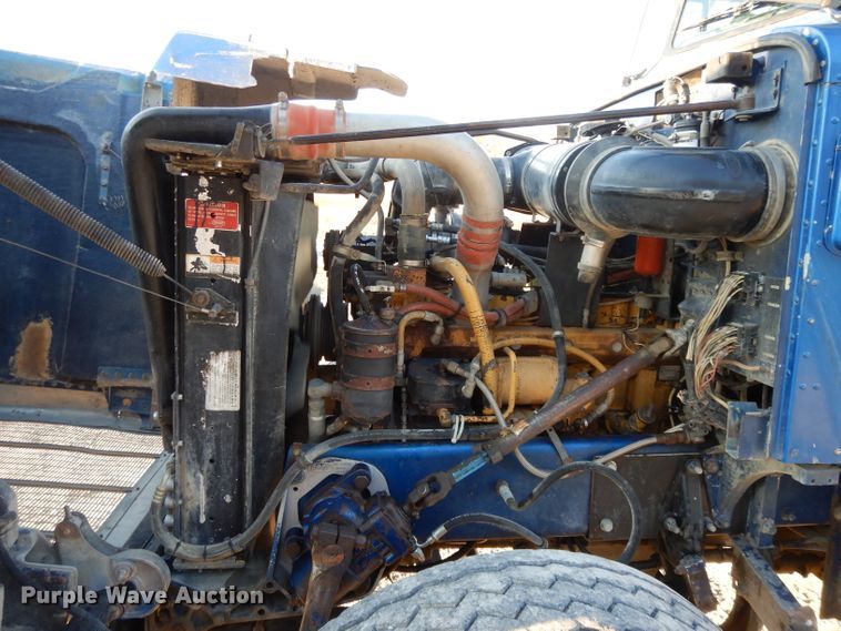 image for item DE2503 1987 Peterbilt 378  dump truck