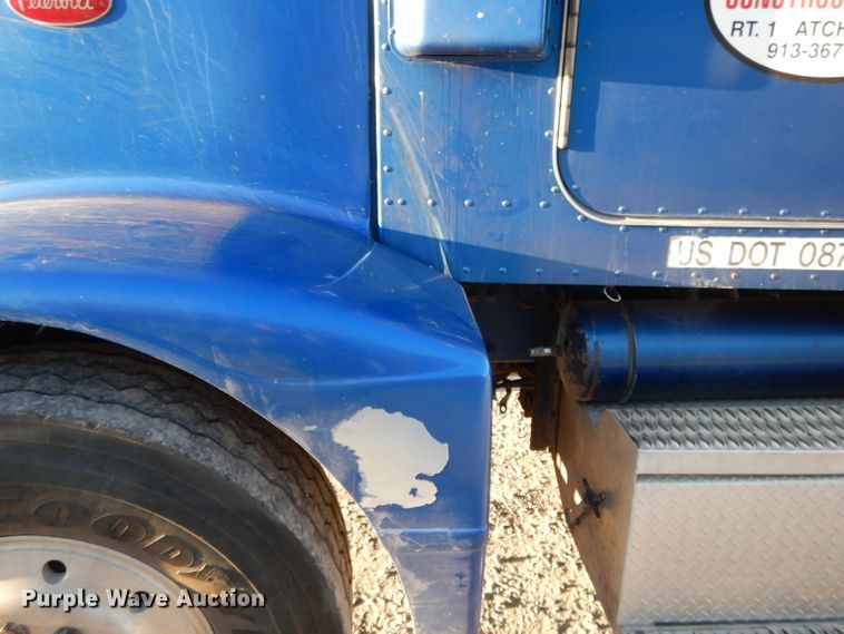 image for item DE2503 1987 Peterbilt 378  dump truck