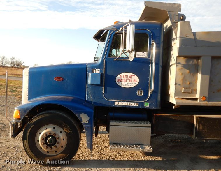 image for item DE2503 1987 Peterbilt 378  dump truck