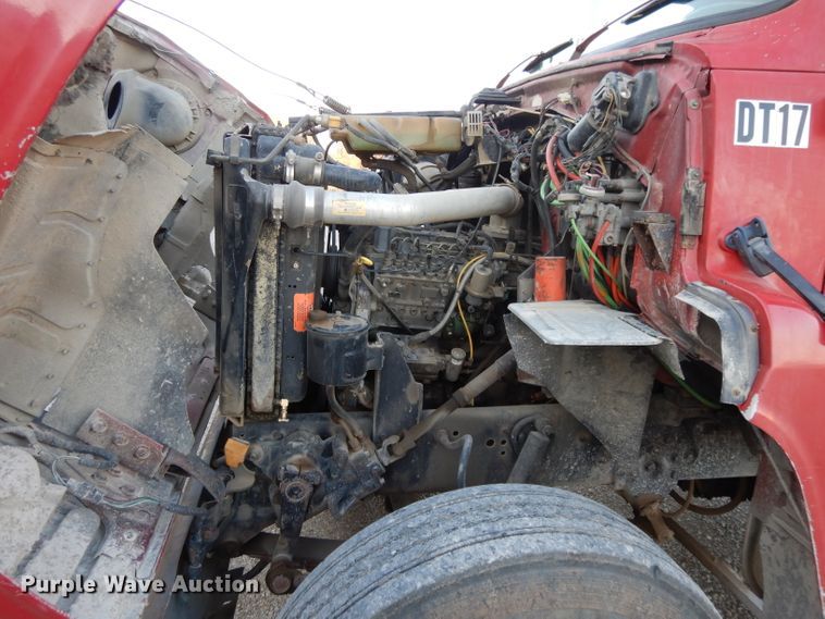 image for item DE2505 1993 Ford L8000  dump truck