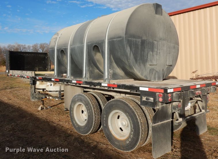 image for item DE2508 1980 Fontaine flatbed trailer with nurse tank