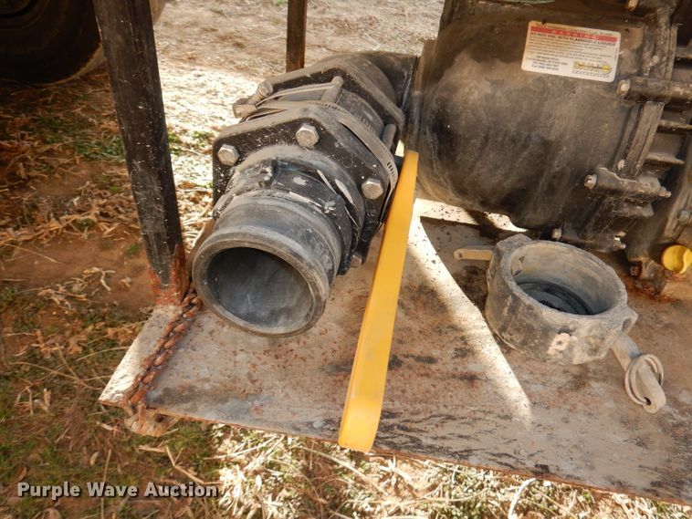 image for item DE2508 1980 Fontaine flatbed trailer with nurse tank