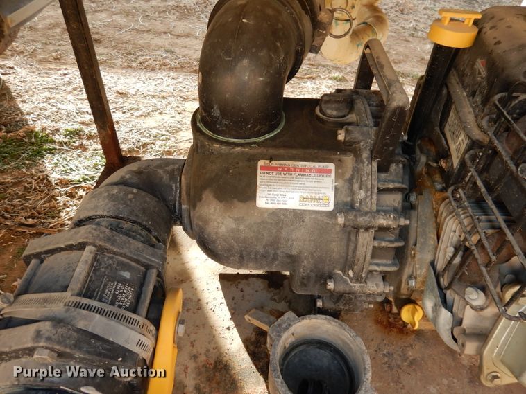 image for item DE2508 1980 Fontaine flatbed trailer with nurse tank