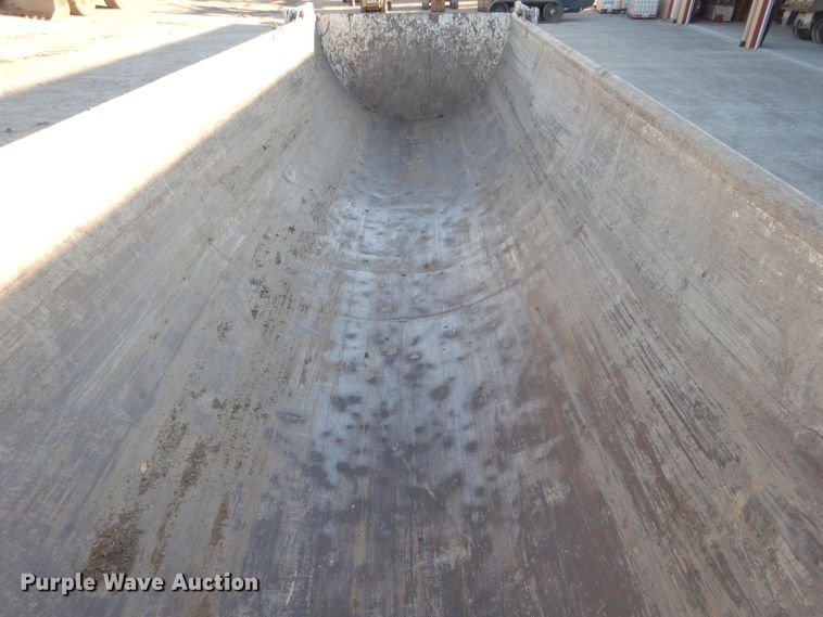 image for item DE2509 2002 CPS TSTD32 end dump trailer