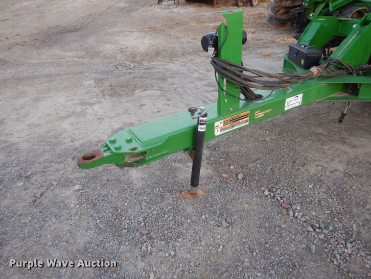 image for item DE2511 2013 John Deere 2623VT vertical tillage