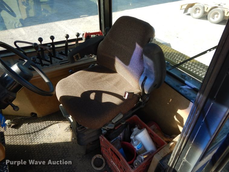 image for item DE2512 1993 Caterpillar Challenger 75C  tractor