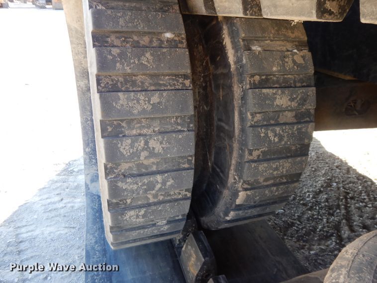 image for item DE2512 1993 Caterpillar Challenger 75C  tractor