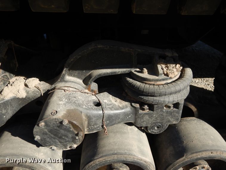 image for item DE2512 1993 Caterpillar Challenger 75C  tractor