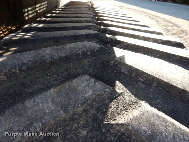 image for item DE2512 1993 Caterpillar Challenger 75C  tractor