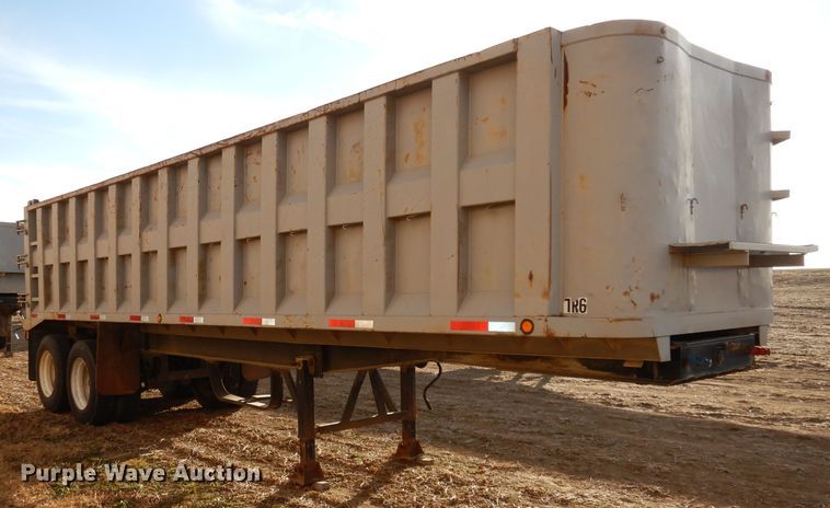 image for item DE2513 1990 Borco DS end dump trailer