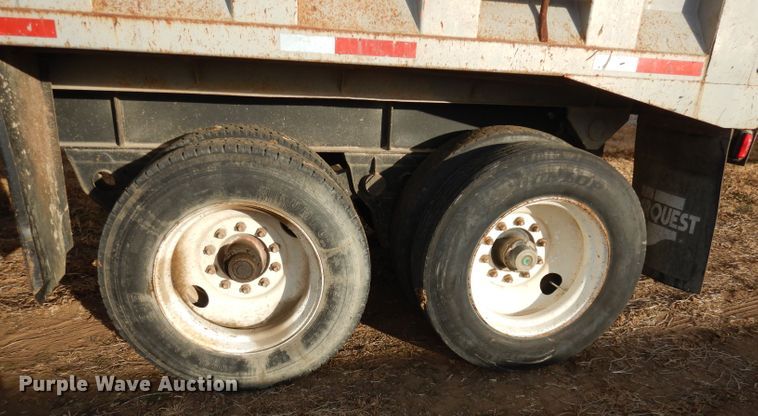 image for item DE2513 1990 Borco DS end dump trailer