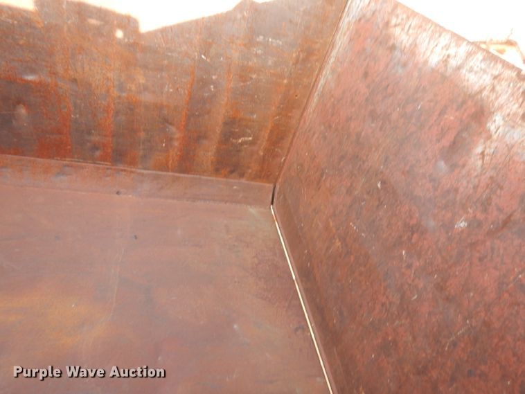 image for item DE2513 1990 Borco DS end dump trailer