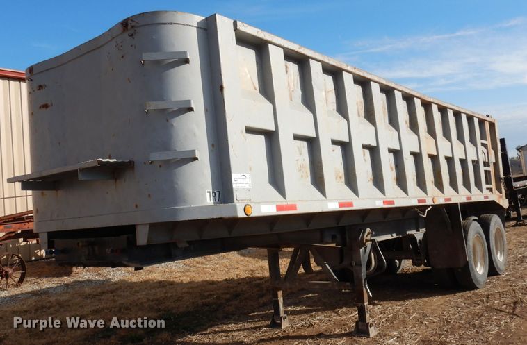 image for item DE2514 1991 Borco DS end dump trailer