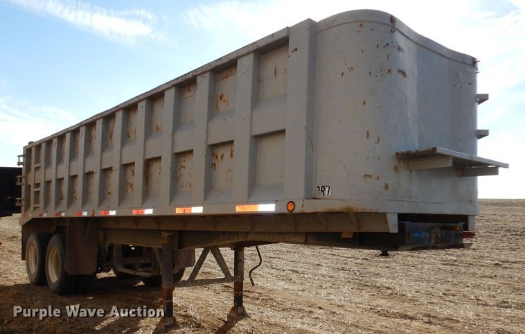 image for item DE2514 1991 Borco DS end dump trailer